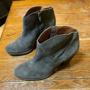 Lucky Brand Womens Size 8.5 Gray Suede Ankle Boots